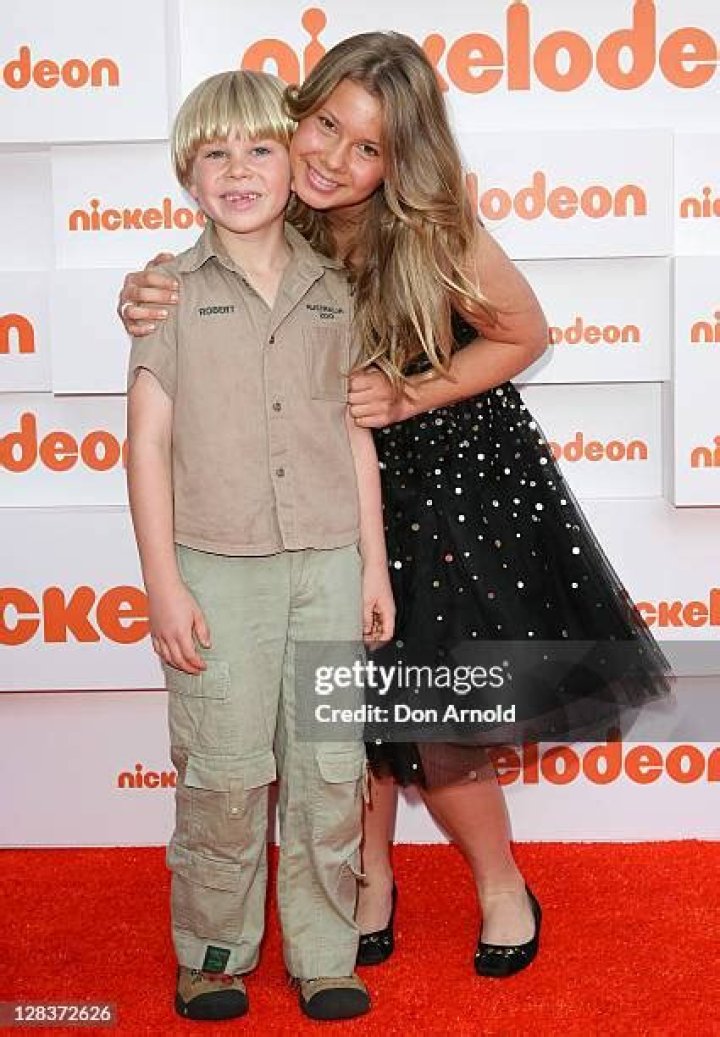 Bindi Irwin and Bob Irwin