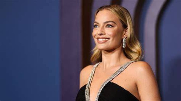 Does Margot Robbie have a child?