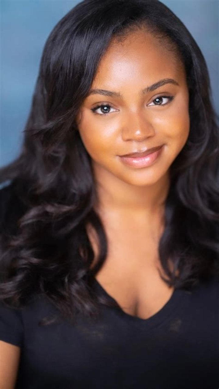 Elisha Davis Bio (Wiki) 