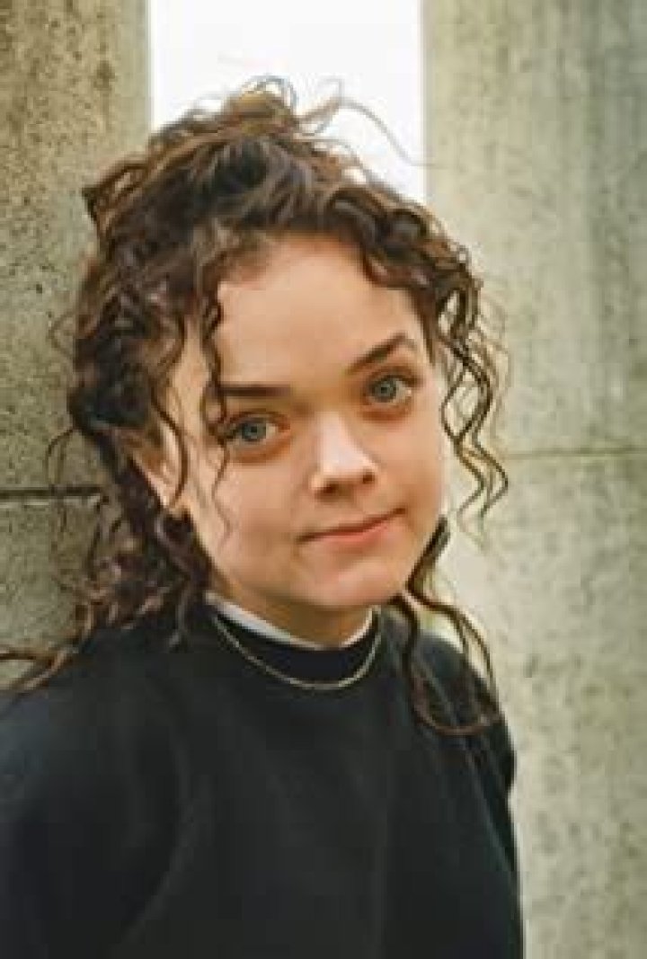 Francesca Mills Bio (Wiki) 