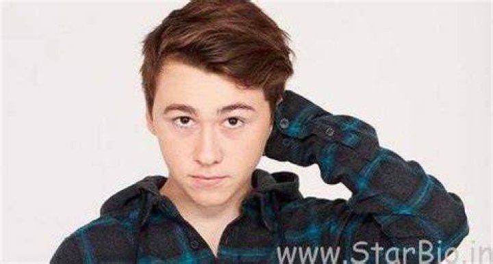 Garren Stitt Bio (Wiki) 