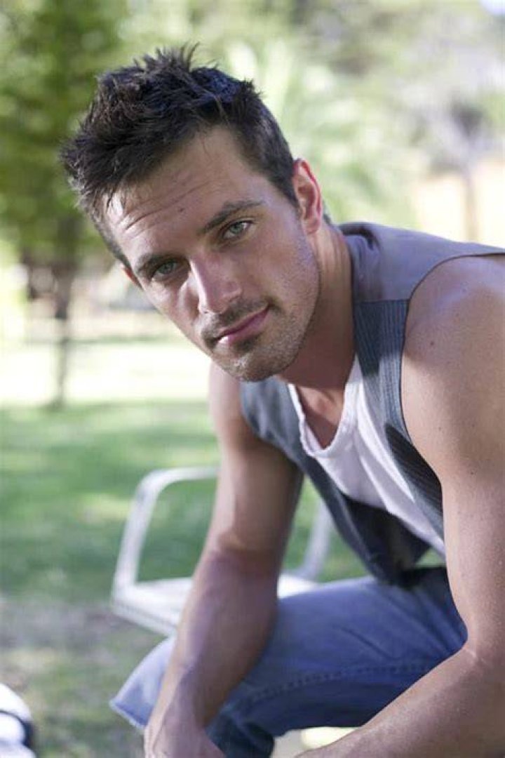 Grant Ross Bio (Wiki) 