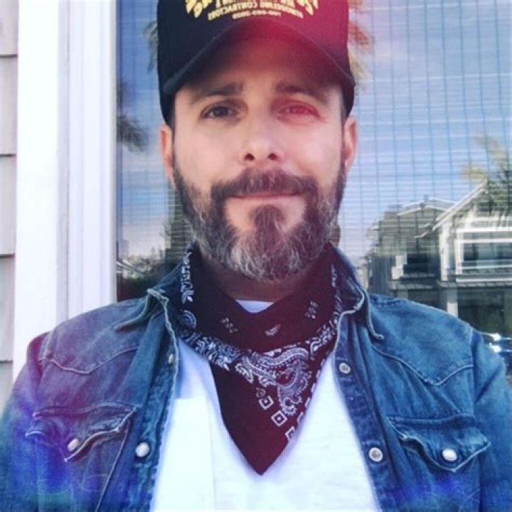 Greg Laswell Bio (Wiki) 
