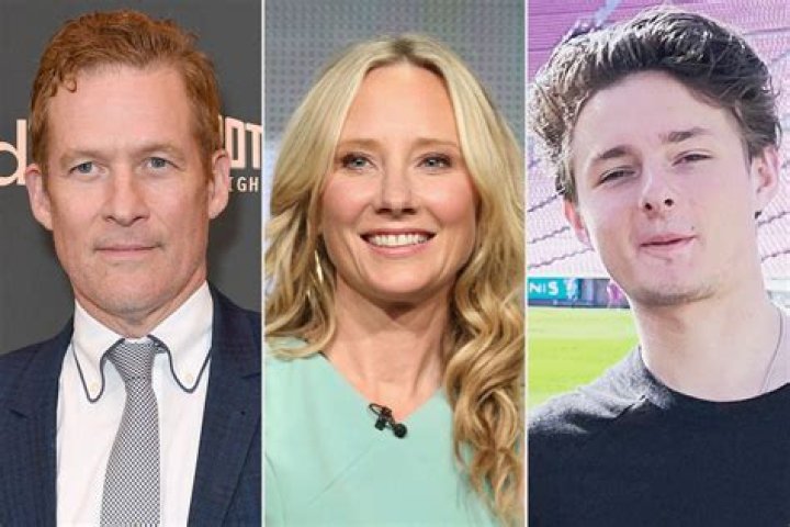 James Tupper Bio (Wiki) 