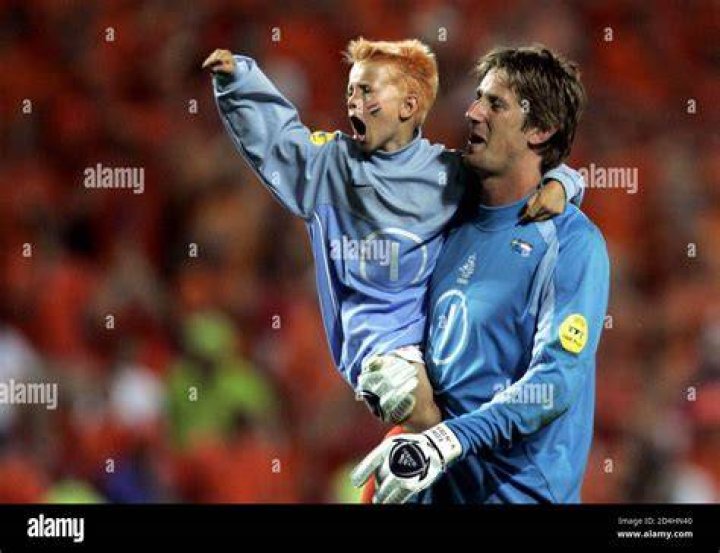 Joe van der Sar