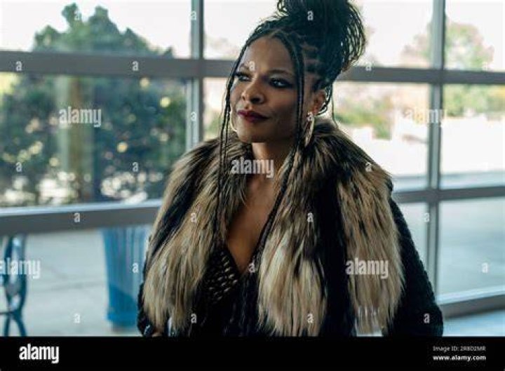 Keesha Sharp photo 3