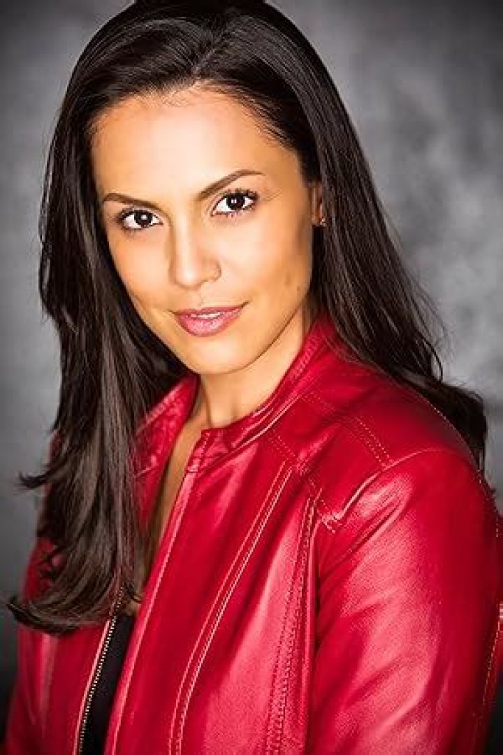 Raquel Pomplun Bio (Wiki) 