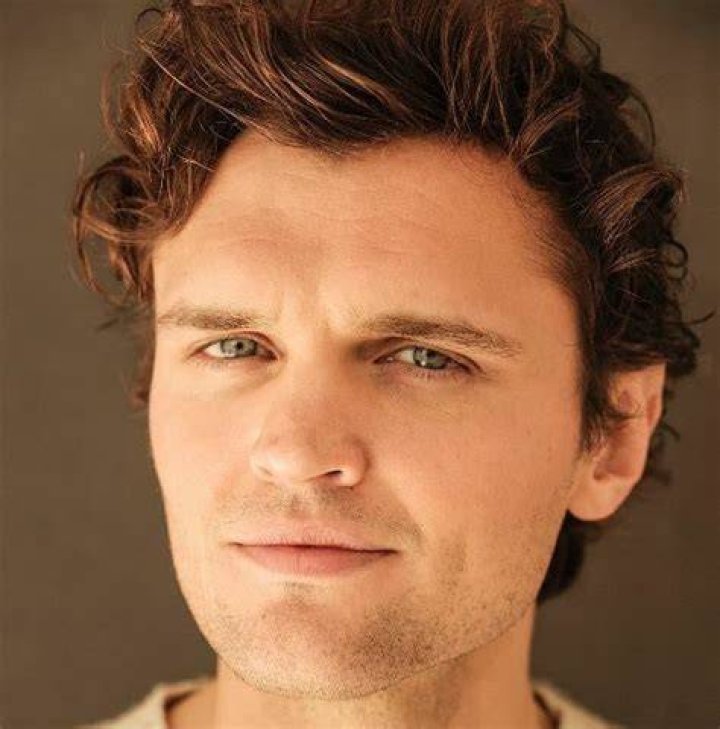 Ray Nicholson Bio (Wiki) 