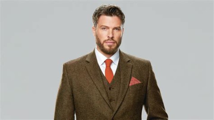 Rick Edwards Bio (Wiki) 