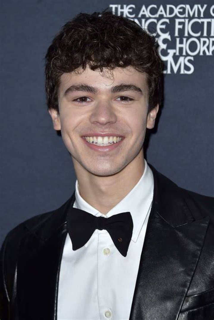 Zackary Arthur Bio (Wiki) 